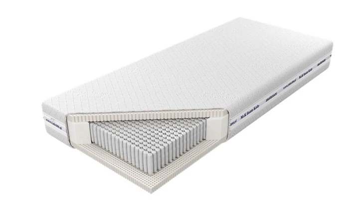 CzarNo_talalay_Emrance.jpg